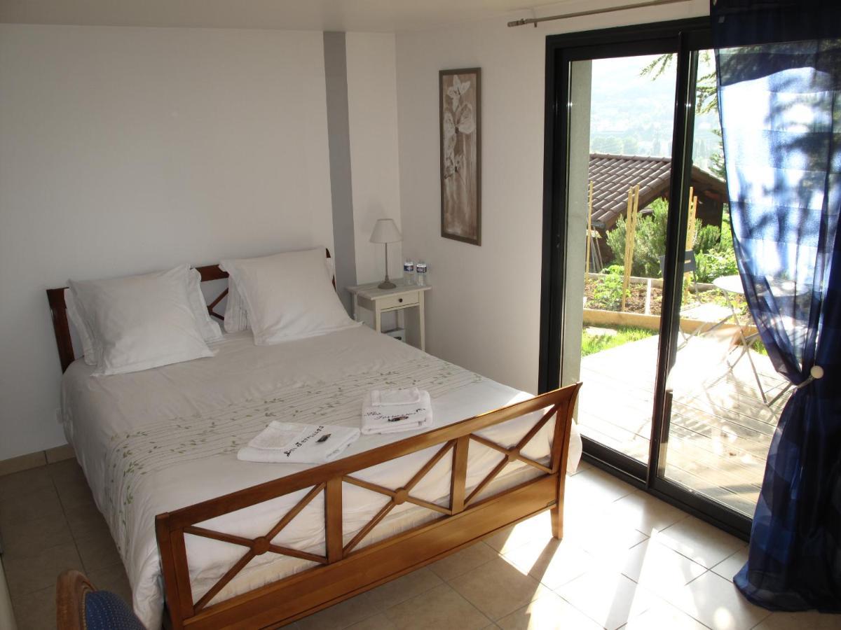 Les Terrasses De Rochetaillee Bed and Breakfast Exteriör bild